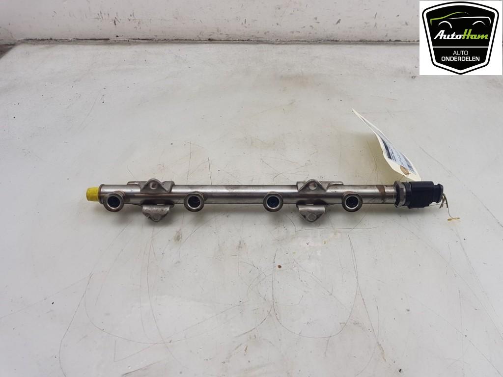 RAMPE D'INJECTION Skoda Rapid (|04E133320D|), Autos : Pièces & Accessoires, Systèmes à carburant, Skoda, Utilisé