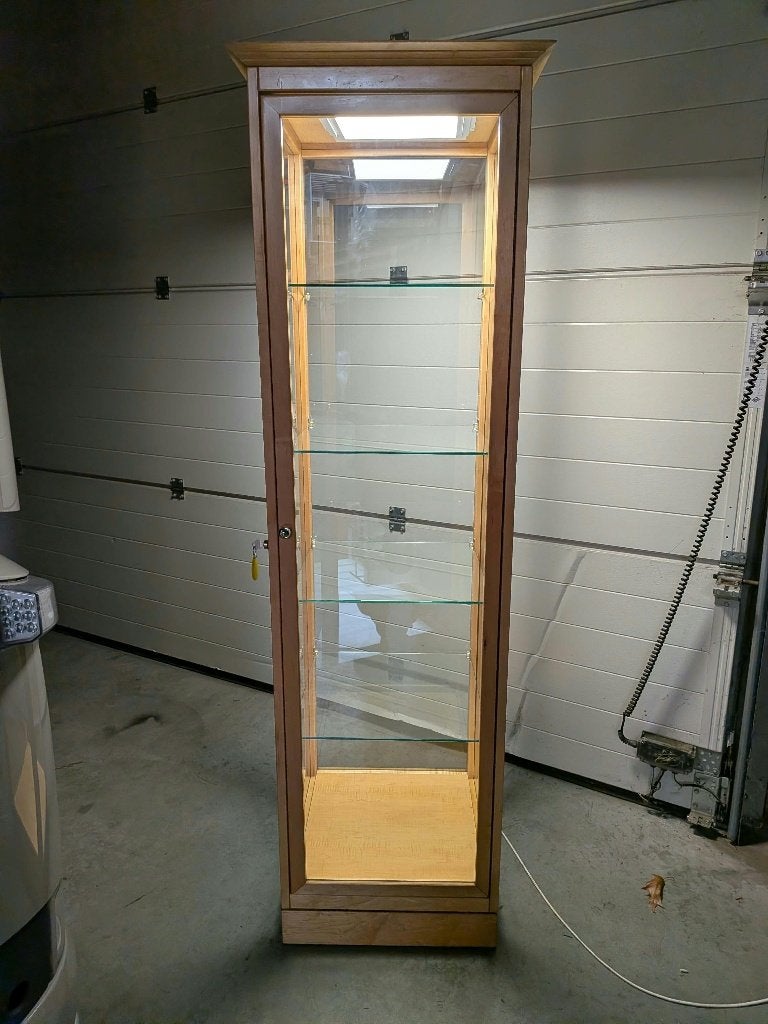 Vitrine avec éclairage (plusieurs pièces disponibles), Maison & Meubles, Avec porte(s), Comme neuf, 50 à 100 cm, 50 à 75 cm