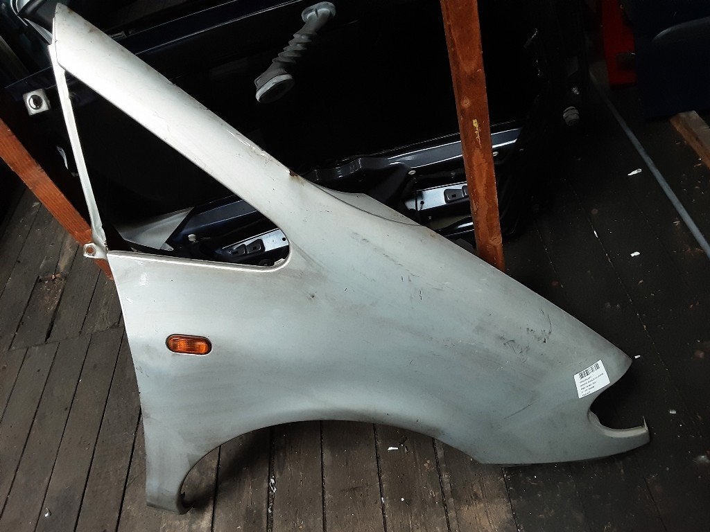 SPATBORD RECHTS VOOR Ford Galaxy (WGR) (01-1995/05-2006), Auto-onderdelen, Gebruikt, Mevr. I. Hauben, Spatbord, Ford