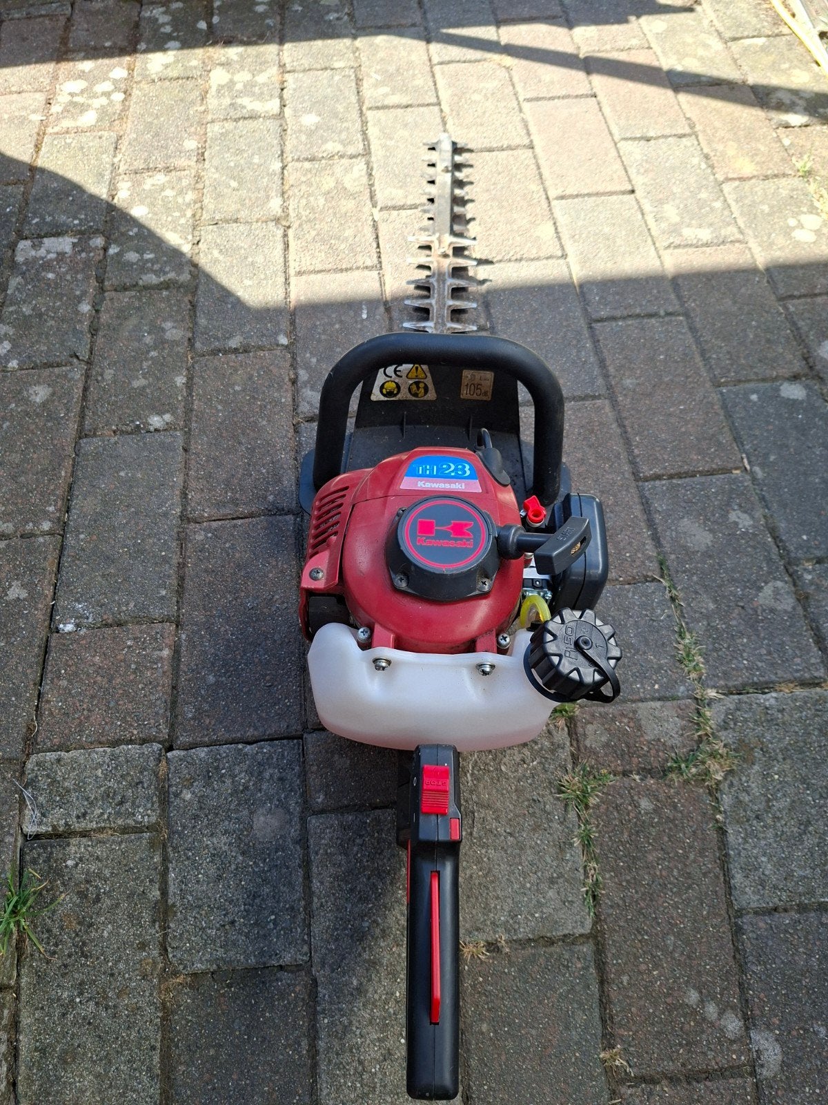 taille haie kawasaki th23, Enlèvement