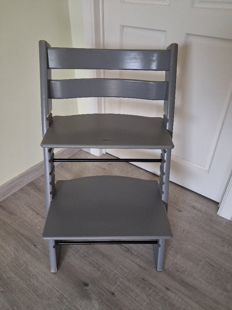 stokke tripp trapp kinderstoel grijs, Enfants & Bébés, Enlèvement, Utilisé