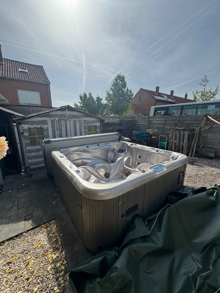 Hot tub, Tuin en Terras, Ophalen, Gebruikt, Filter, Vast