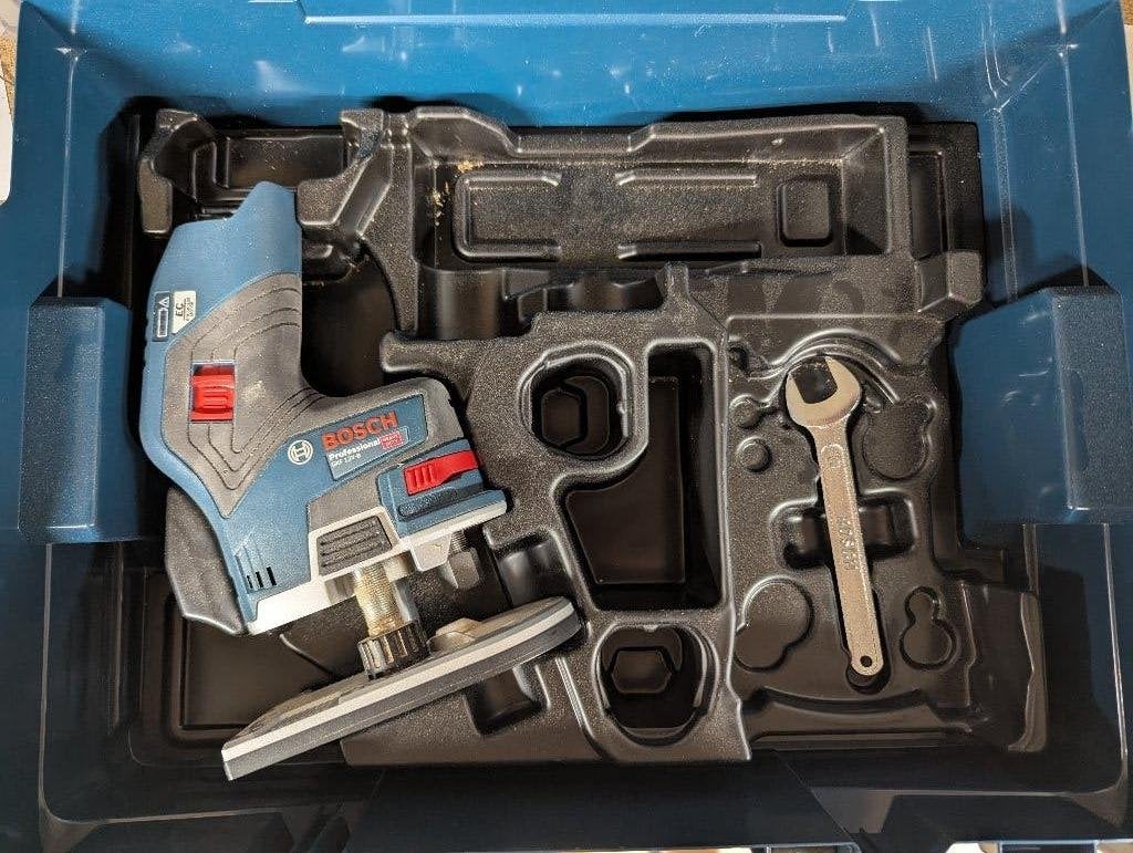 Affleureuse sans fil Bosch Professional GKF 12V-8, Routeur, Comme neuf, Enlèvement, Batterie