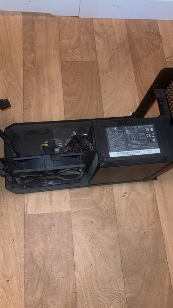 Razer core x Behuizing te koop/ ruil, Informatique & Logiciels, Boîtiers d'ordinateurs, Enlèvement, Comme neuf