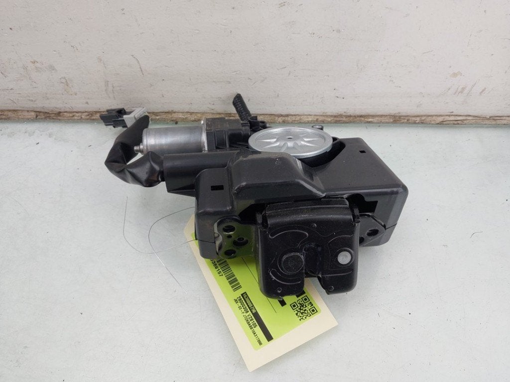 SLOTVANGER ACHTERKLEP Toyota Yaris Cross (PB1 / PJ1), Gebruikt, Kundenbetreuung@toyota.de, Toyota, Toyota-Allee 2
50858  Köln, DE