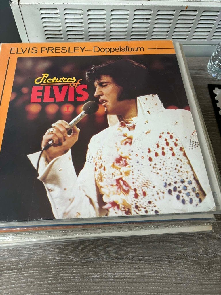 Elvis dubbele lp, Doppelalbum. Mag weg voor slechts 10 euro., CD & DVD, Vinyles | Rock, Enlèvement ou Envoi, Rock 'n' roll, Utilisé