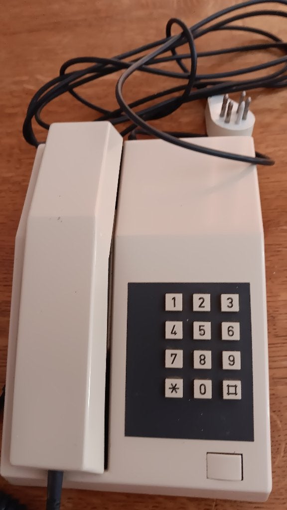 Telefoon   RTT, Telecommunicatie, Verzenden, Gebruikt