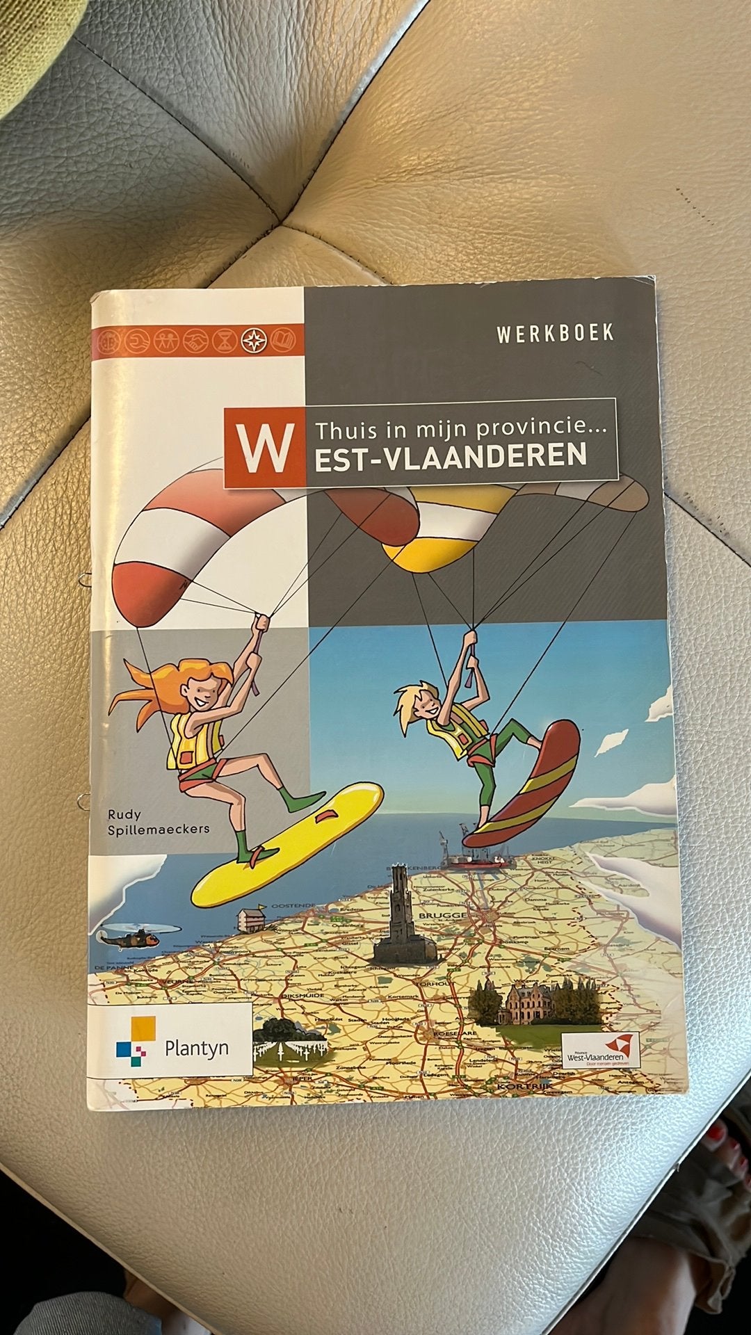 Thuis in mijn provincie... West-Vlaanderen, Boeken, Ophalen of Verzenden, Nederlands, Rudy Spillemaeckers