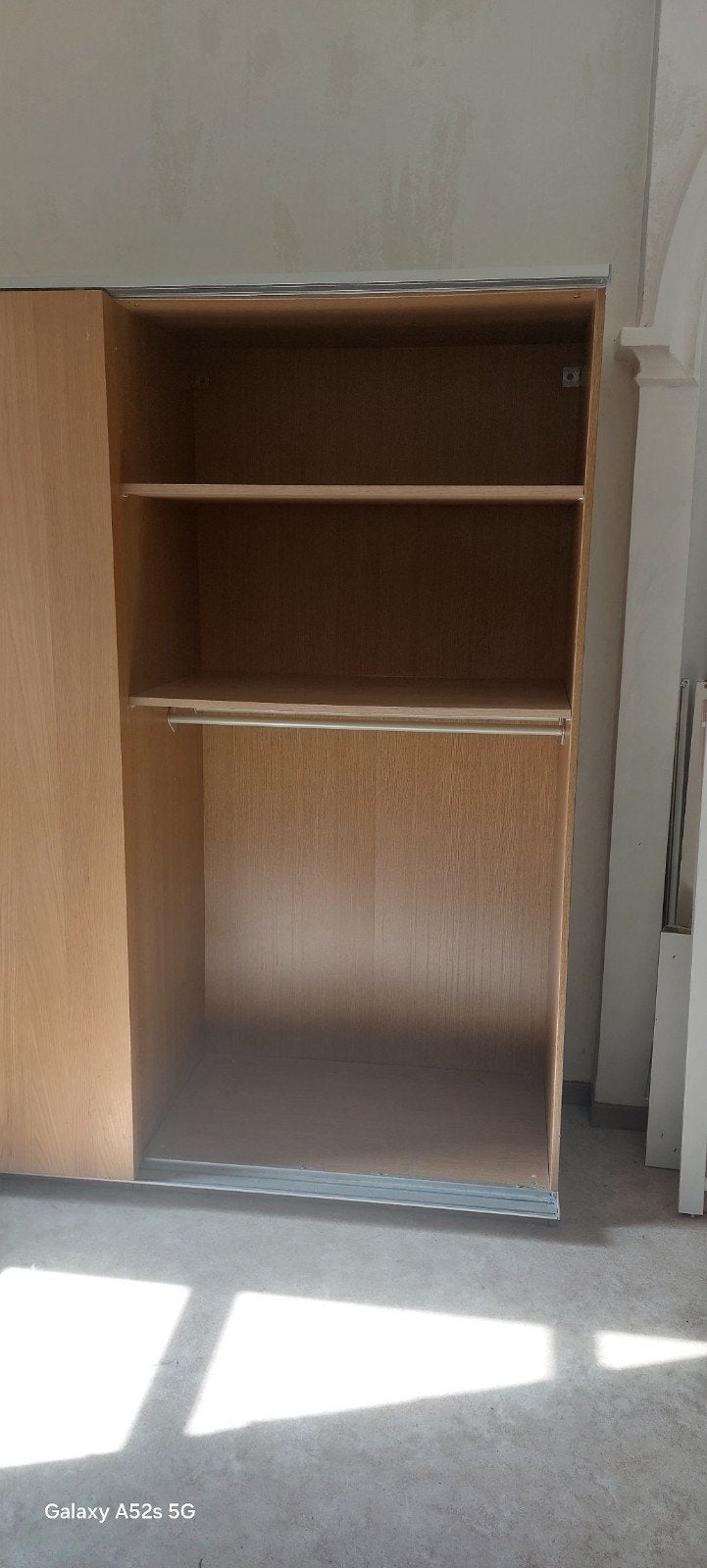 gratis kleerkast met schuif deuren moet weg wegen verhuiz, Huis en Inrichting, Ophalen