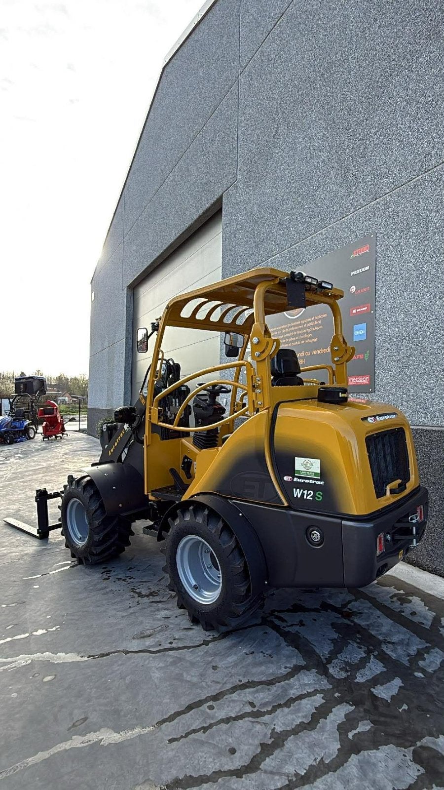 Euro-trac W12S de démonstration a vendre, Articles professionnels, Enlèvement