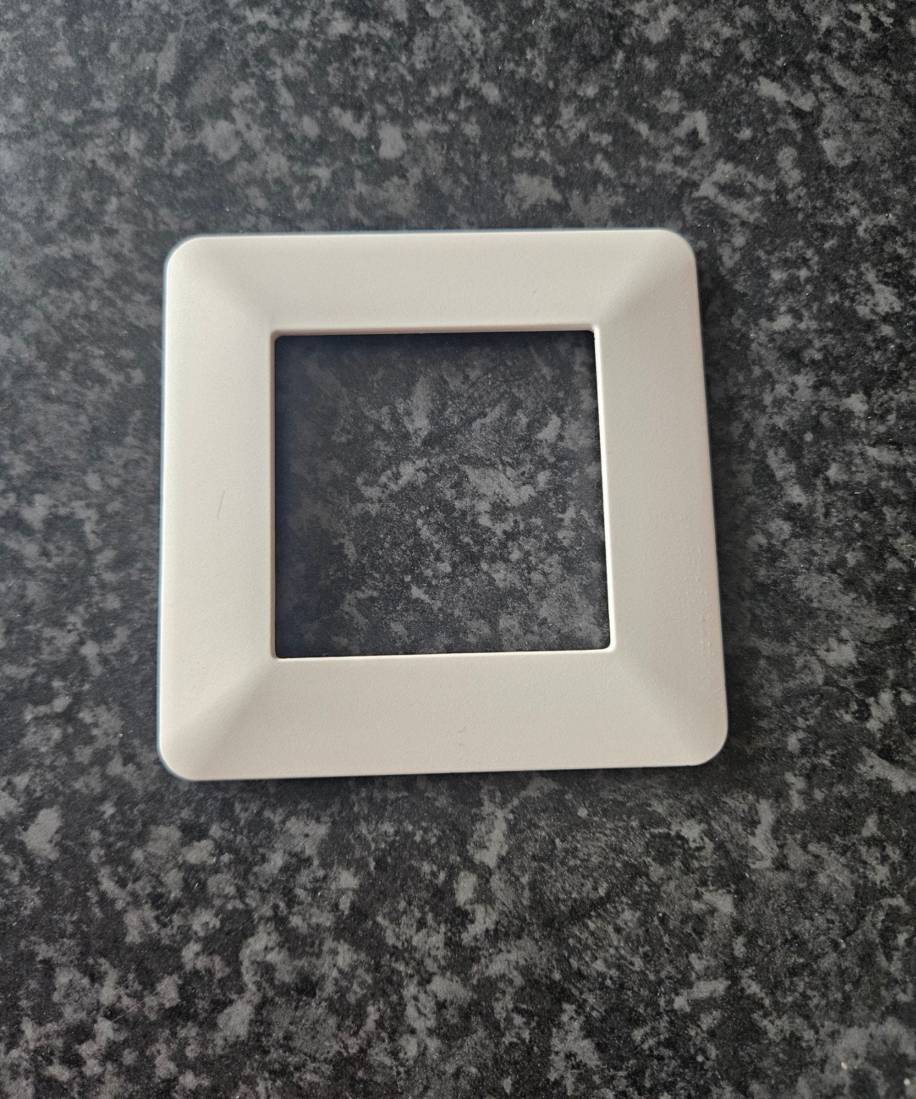 8 plaques de finition Zenitech Artezo électricité, Enlèvement ou Envoi, Interrupteur