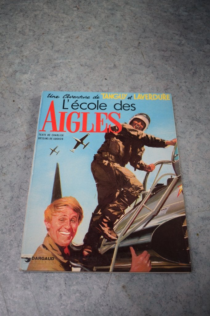 BD Tanguy et Laverdure bande dessinée école des Aigles 1975, Enlèvement ou Envoi, Comme neuf