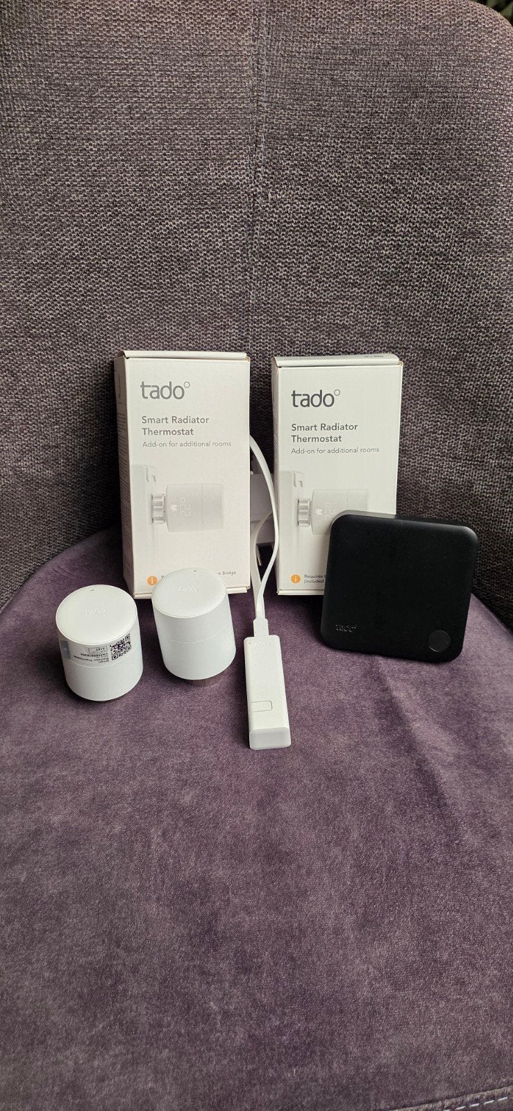 Tado  Starterkit V3+ - Inclusief 2 thermostaten, Doe-het-zelf en Bouw, Ophalen of Verzenden, Gebruikt, Thermostaat