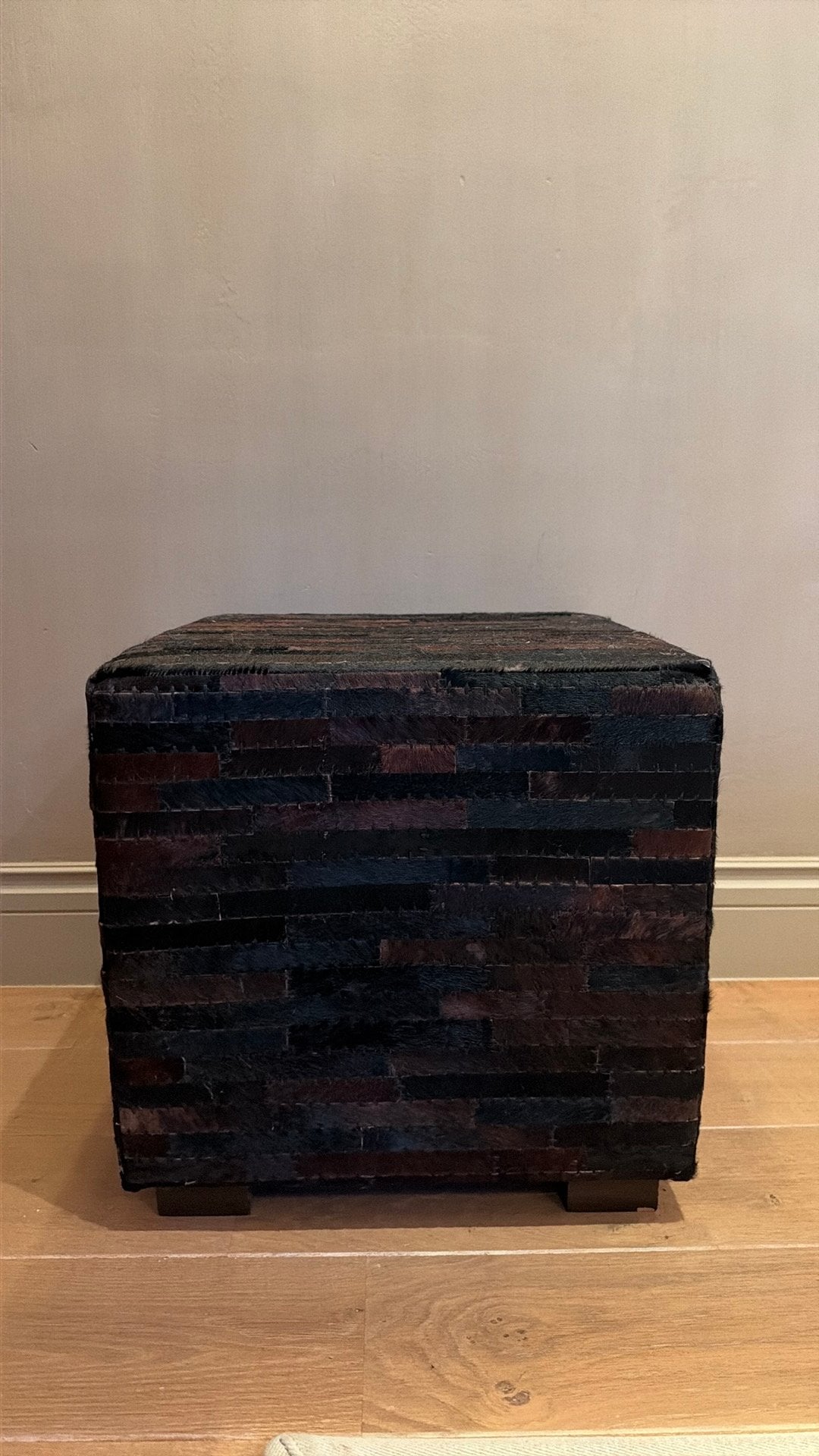 Pouf Flamant en cuir de vachette, Maison & Meubles, Enlèvement, Comme neuf