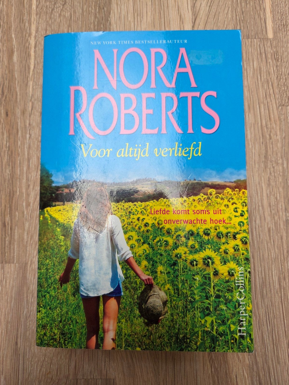 Nora Roberts - Voor altijd verliefd (special), Boeken, Ophalen of Verzenden, Nora Roberts