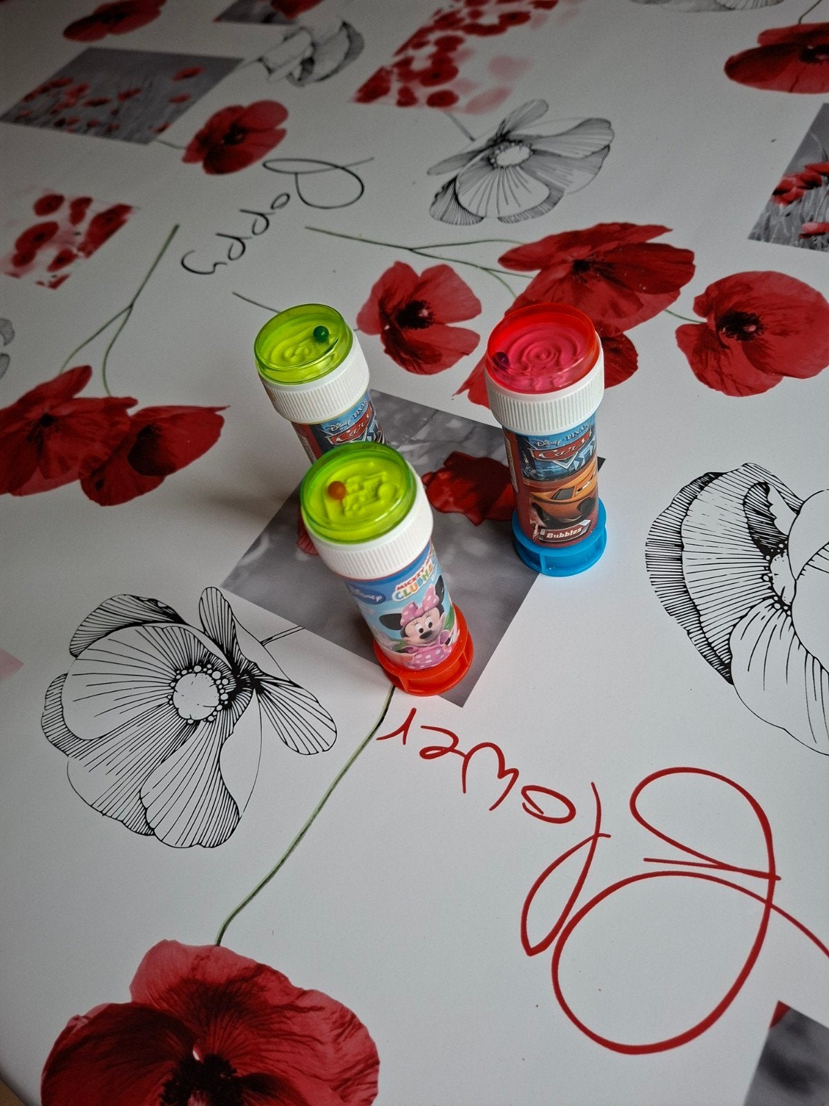 3 pots à bulles Cars et Minnie., Enlèvement ou Envoi