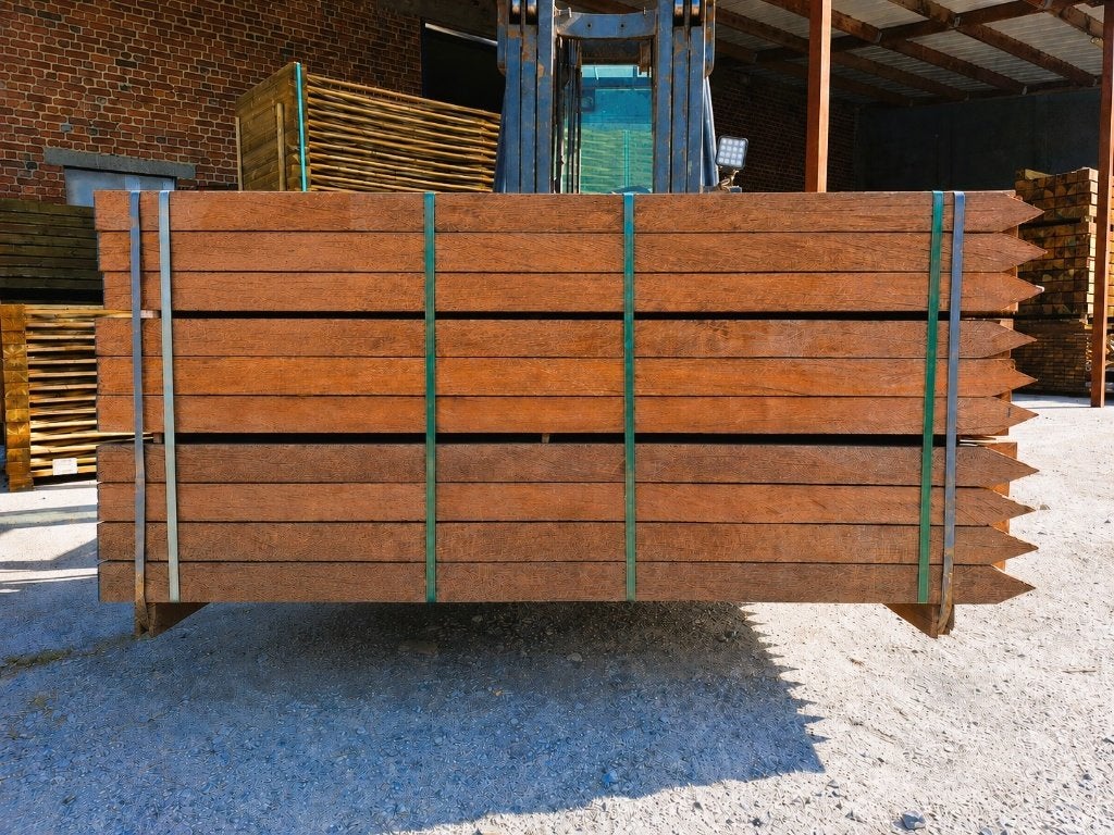 Poteaux en bois dur azobé avec ou sans installation., Jardin & Terrasse, Poteaux, Poutres & Planches, Neuf, Poteaux, Enlèvement ou Envoi