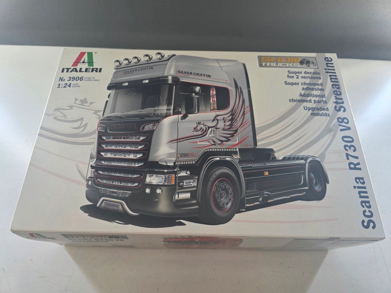 Italeri Scania Griffin R730 schaal 1:24 ongebouwd /compleet, Hobby en Vrije tijd, Ophalen, Italeri