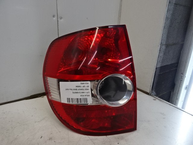FEU ARRIÈRE GAUCHE Volkswagen Fox (5Z) (5Z0945095A), Utilisé, Volkswagen