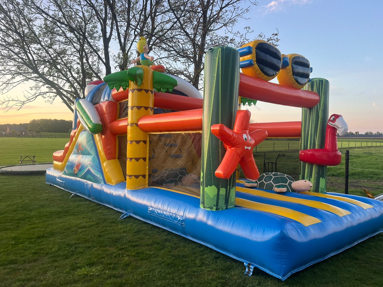 Springkasteel Beach in goede staat, Kinderen en Baby's, Ophalen, Gebruikt