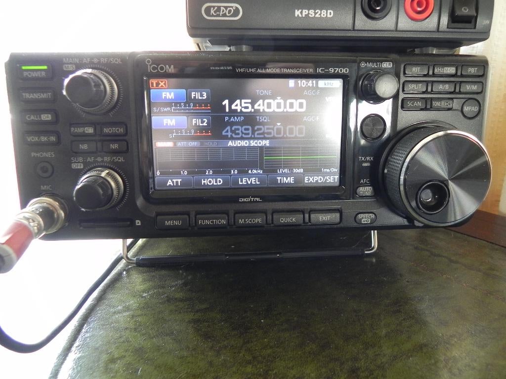 Icom IC-9700, Telecommunicatie, Zenders en Ontvangers, Ophalen, Zo goed als nieuw, Zender en Ontvanger
