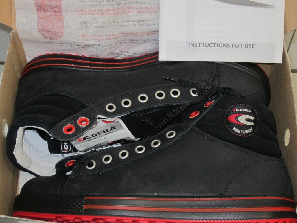 CHAUSSURE DE SECURITE COFRA 44, Vêtements | Hommes, Neuf, COFRA, Chaussures de travail, Enlèvement