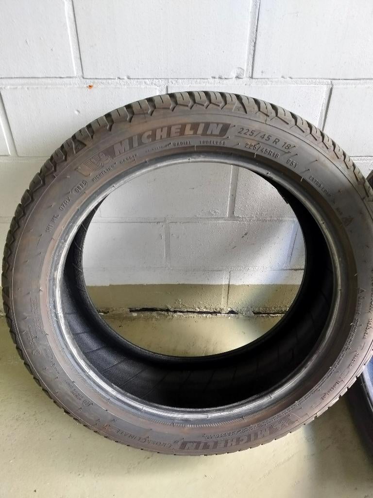 BMW 3 & 4 - 4x Michelin CrossClimate All-Seasons225/45 R18, 4 Saisons, Véhicule de tourisme, Enlèvement, Utilisé