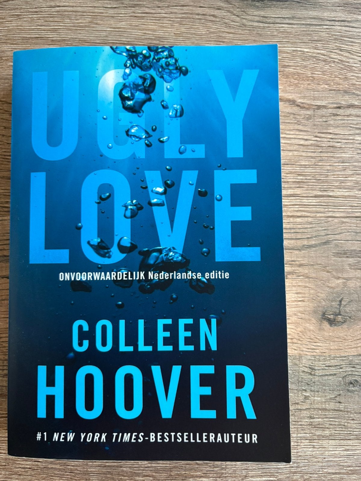 Colleen Hoover allerei boeken, Ophalen
