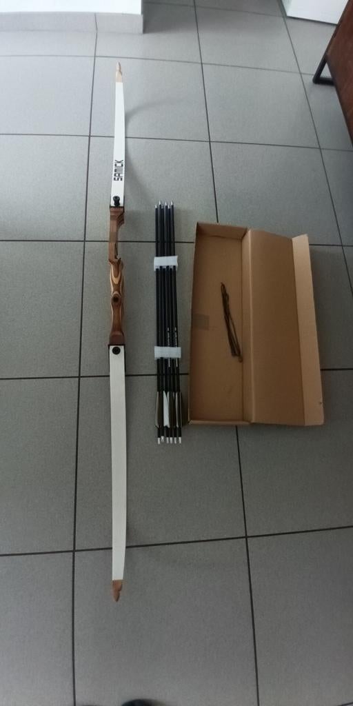 Recurve boog 68"22# RH, Ophalen of Verzenden