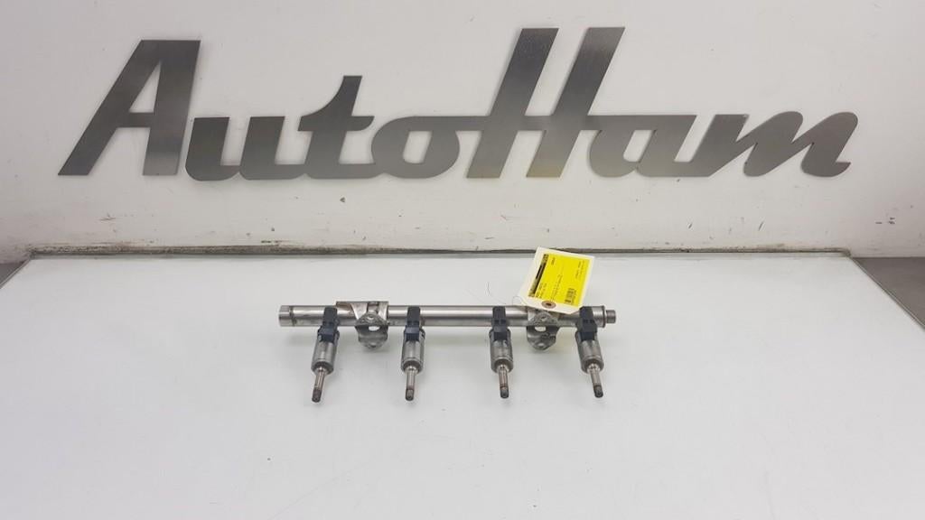 INJECTIEGALERIJ Volkswagen Polo V (6R) (|04E133320D|), Gebruikt, Volkswagen