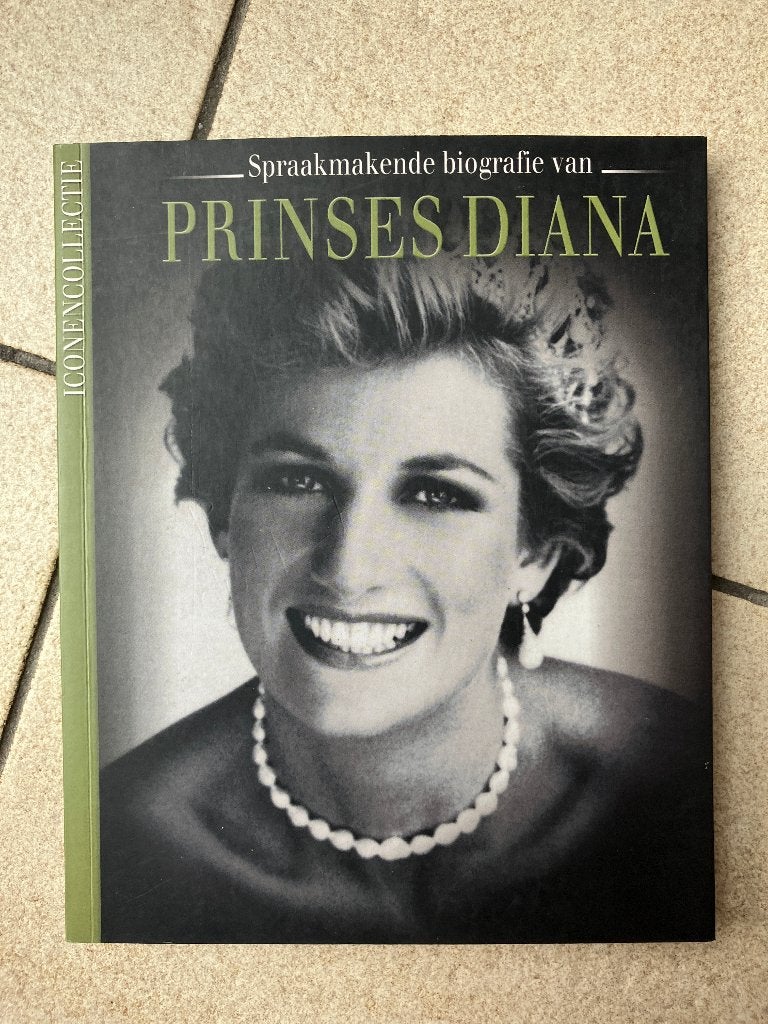 Boek Spraakmakende biografie van Prinses Diana, Ophalen of Verzenden