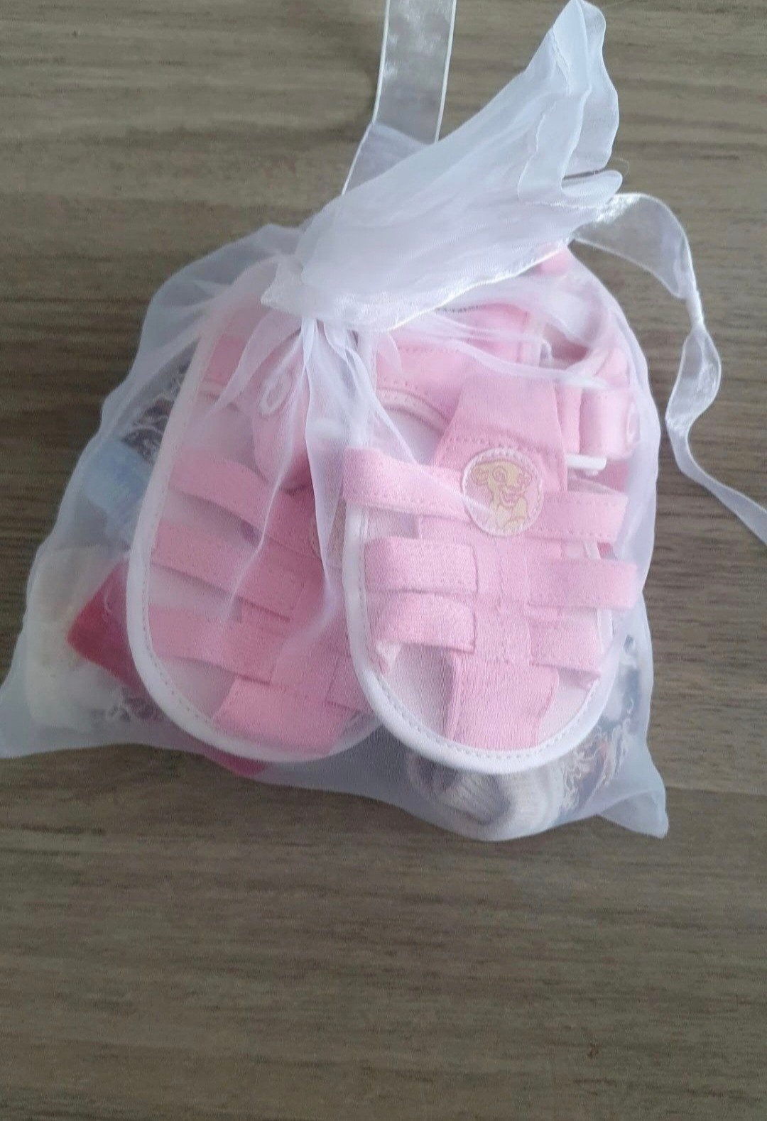 Nieuw! Disney sandalen + zak kousjes 20/21, Kinderen en Baby's, Ophalen of Verzenden, Nieuw, Disney, Meisje