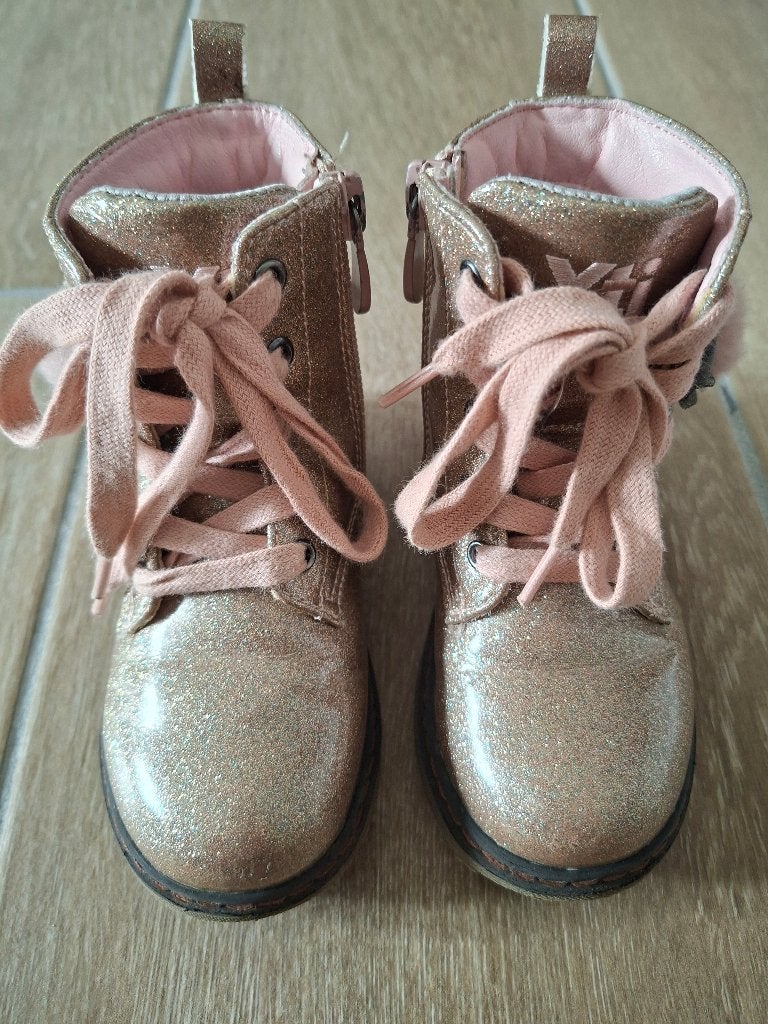 Schoen meisje, Kinderen en Baby's, Ophalen, Meisje, Schoenen, Zo goed als nieuw