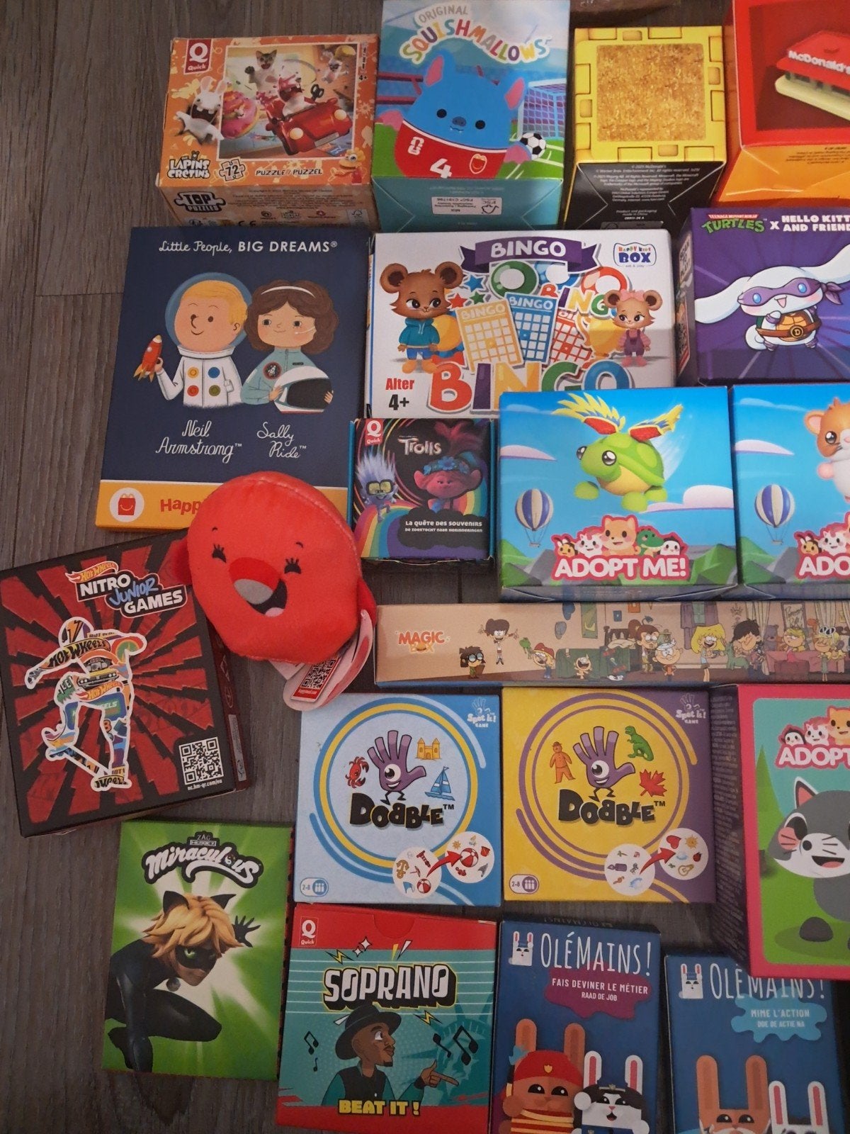 Lot de 30 jouets Quick/Mcdo, Ophalen, Zo goed als nieuw
