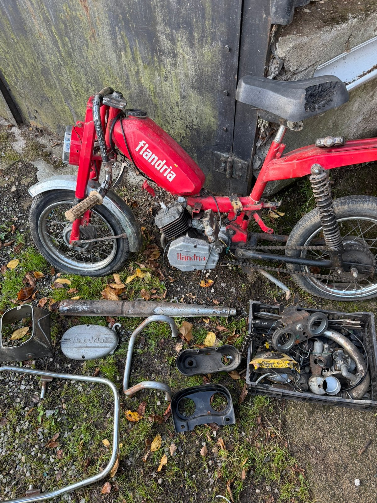 Mobylette Flandria  a restaurer, Vélos & Vélomoteurs, Cyclomoteurs | Oldtimers & Ancêtres, Enlèvement