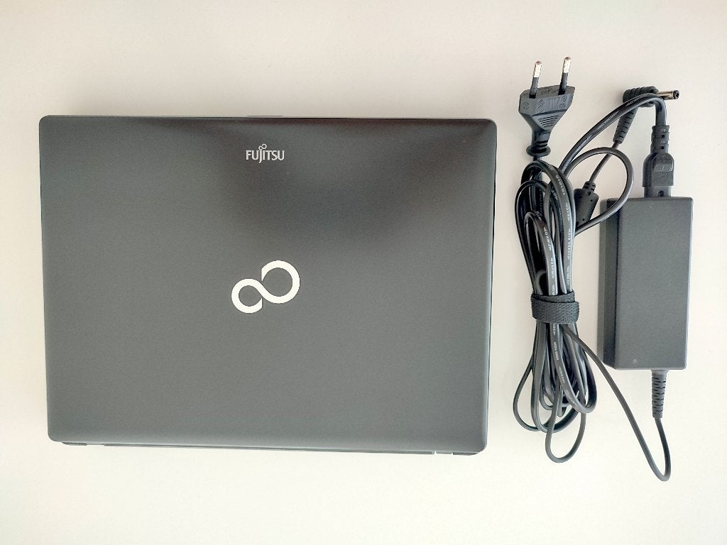 Fujitsu laptops (nieuwstaat), Informatique & Logiciels, Ordinateurs portables Windows, Enlèvement ou Envoi, Comme neuf, Azerty