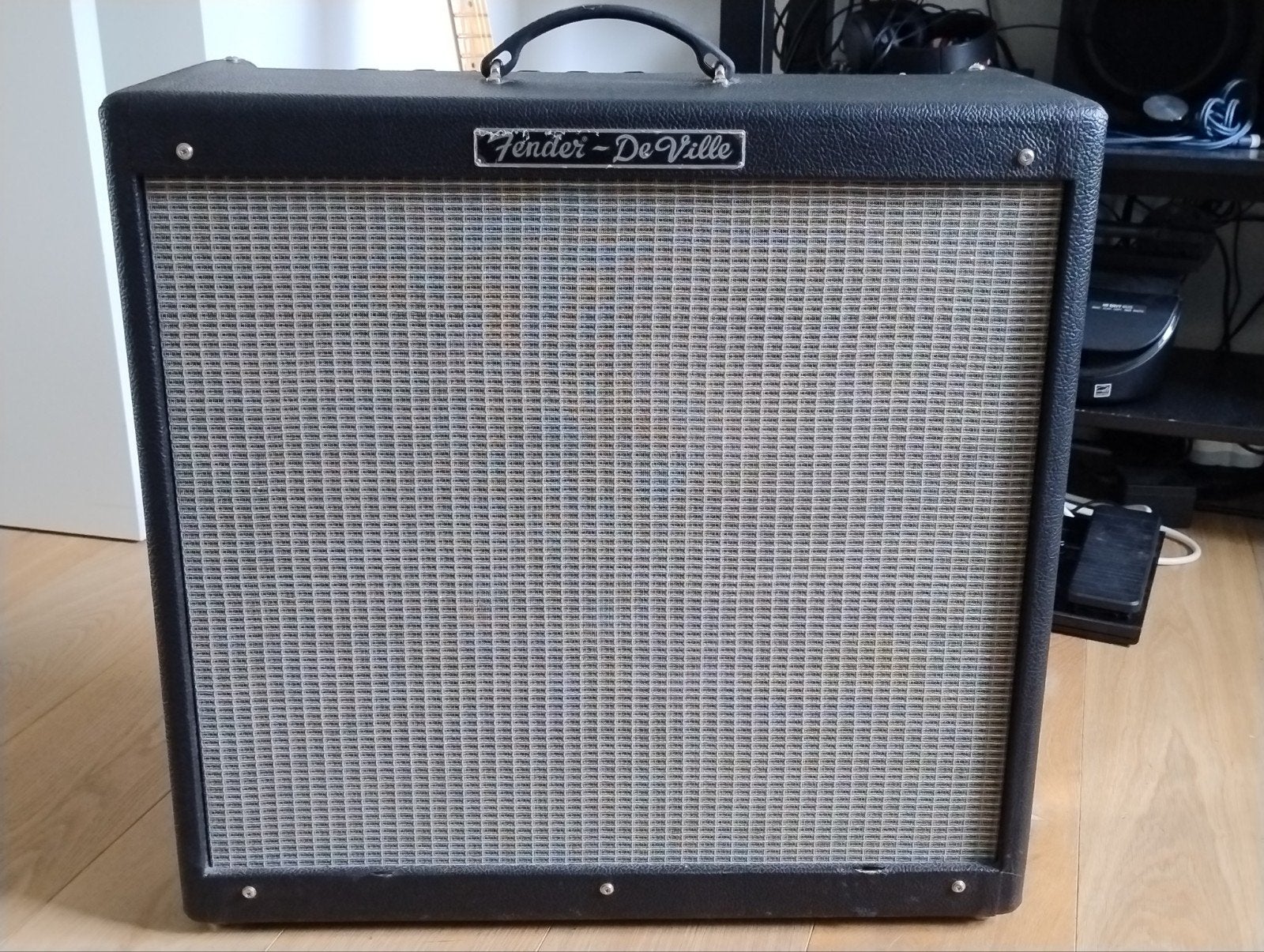 Fender versterker Hot Rod DeVille 410 ( 4 speakers), Muziek en Instrumenten, Versterkers | Bas en Gitaar, Ophalen, Gebruikt, Gitaar