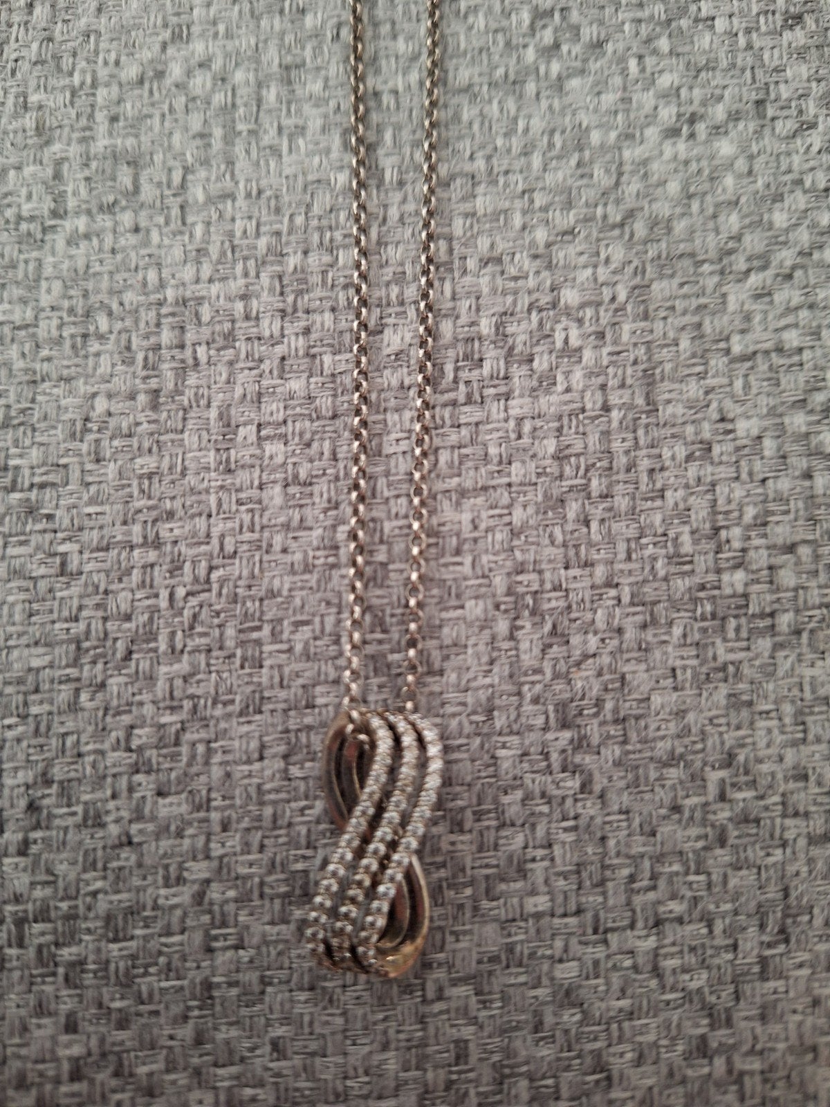 zilveren ketting met hanger in fijne steentjes, Ophalen of Verzenden, Nieuw, Zilver, Met hanger