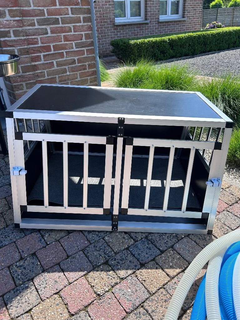 Hondenbench auto, Dieren en Toebehoren, Ophalen, Zo goed als nieuw