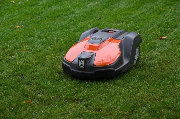 550 EPOS draadloze Automower, Jardin & Terrasse, Tondeuses robotisées, Comme neuf, 20 à 25 cm, Avec capteur de pluie, Contrôlable via l'application