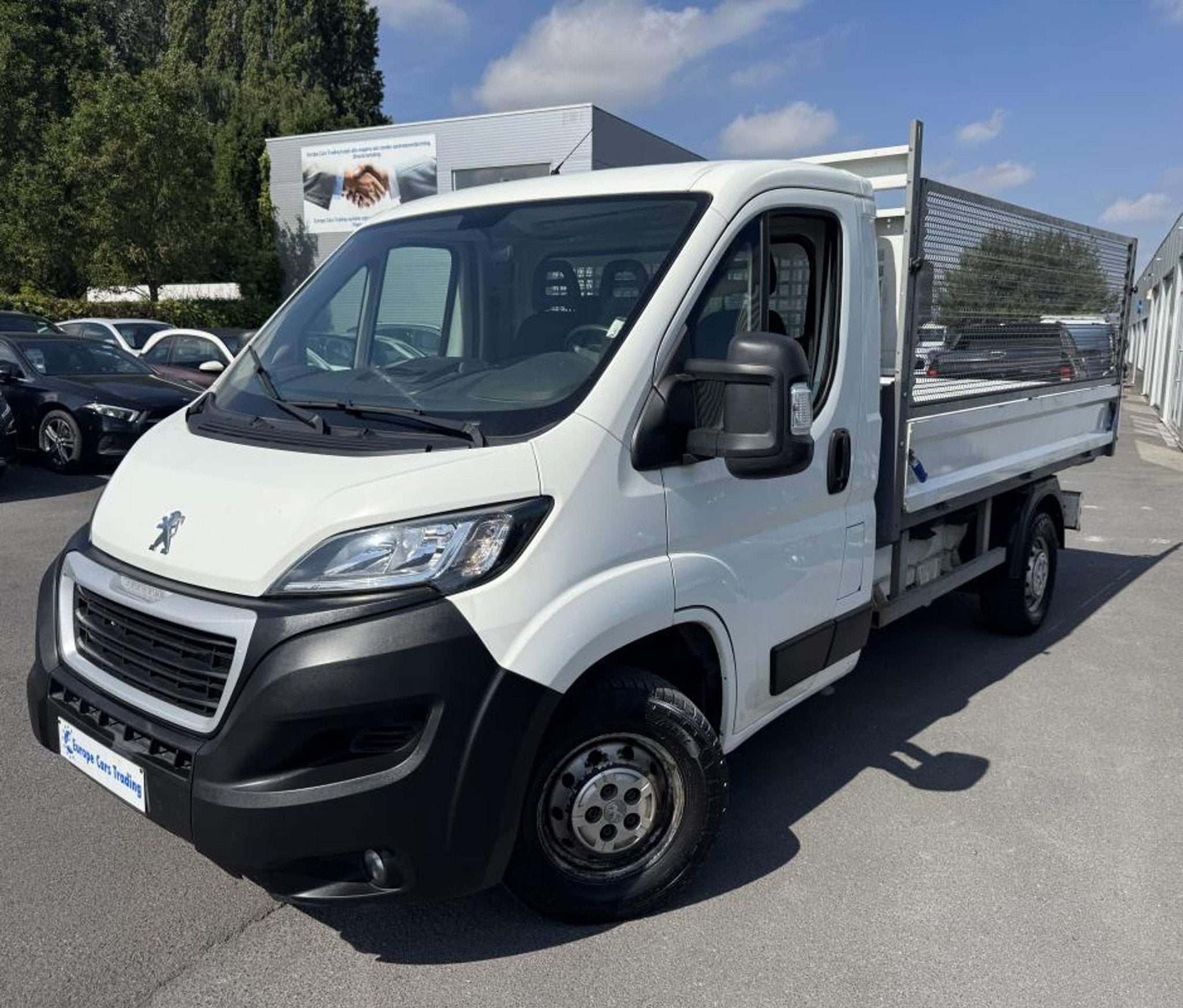 Peugeot Boxer BENNE ÉLECTRIQUE 130CH 99.000KMS ÈRE MAIN GA, Stof, Gebruikt, Zwart, https://public.car-pass.be/vhr/f7f77398-ce30-46e5-9867-89d6e51fcf28