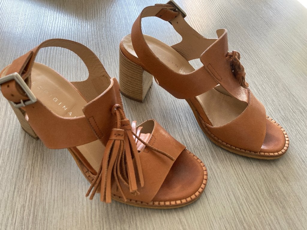 Heel mooie bruine sandalen. Echt leder. Be Original, maat 40, Kleding | Dames, Bruin, Be Original, Zo goed als nieuw, Sandalen of Muiltjes