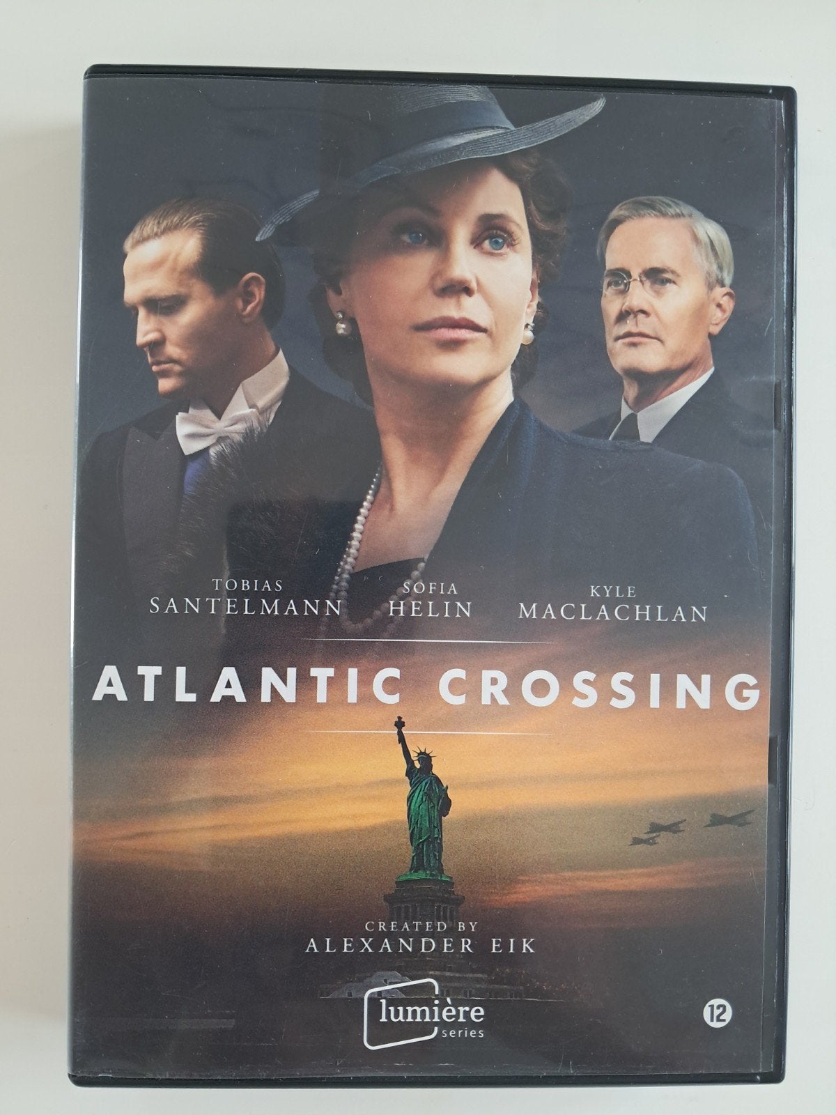 Dvdbox Atlantic Crossing (Miniserie/Oorlogsfilm) AANRADER, Cd's en Dvd's, Ophalen of Verzenden