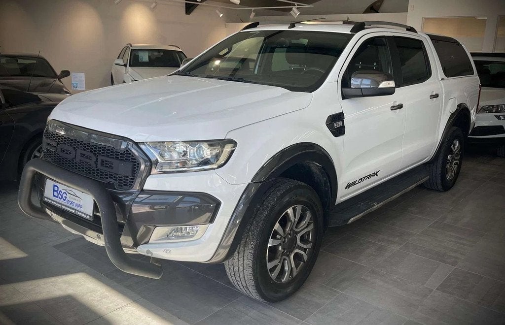 Ford Ranger 3.2 TDCi Wildtrak*BOITE AUTO*GPS*CAMERA*CUIR*EUR, Autos, Cuir, Achat, 200 ch, Noir