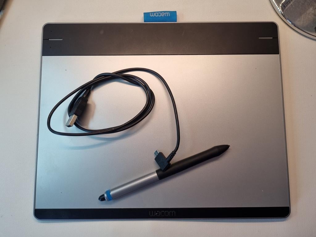 Wacom Intuos Pen & Touch Medium, Ophalen of Verzenden