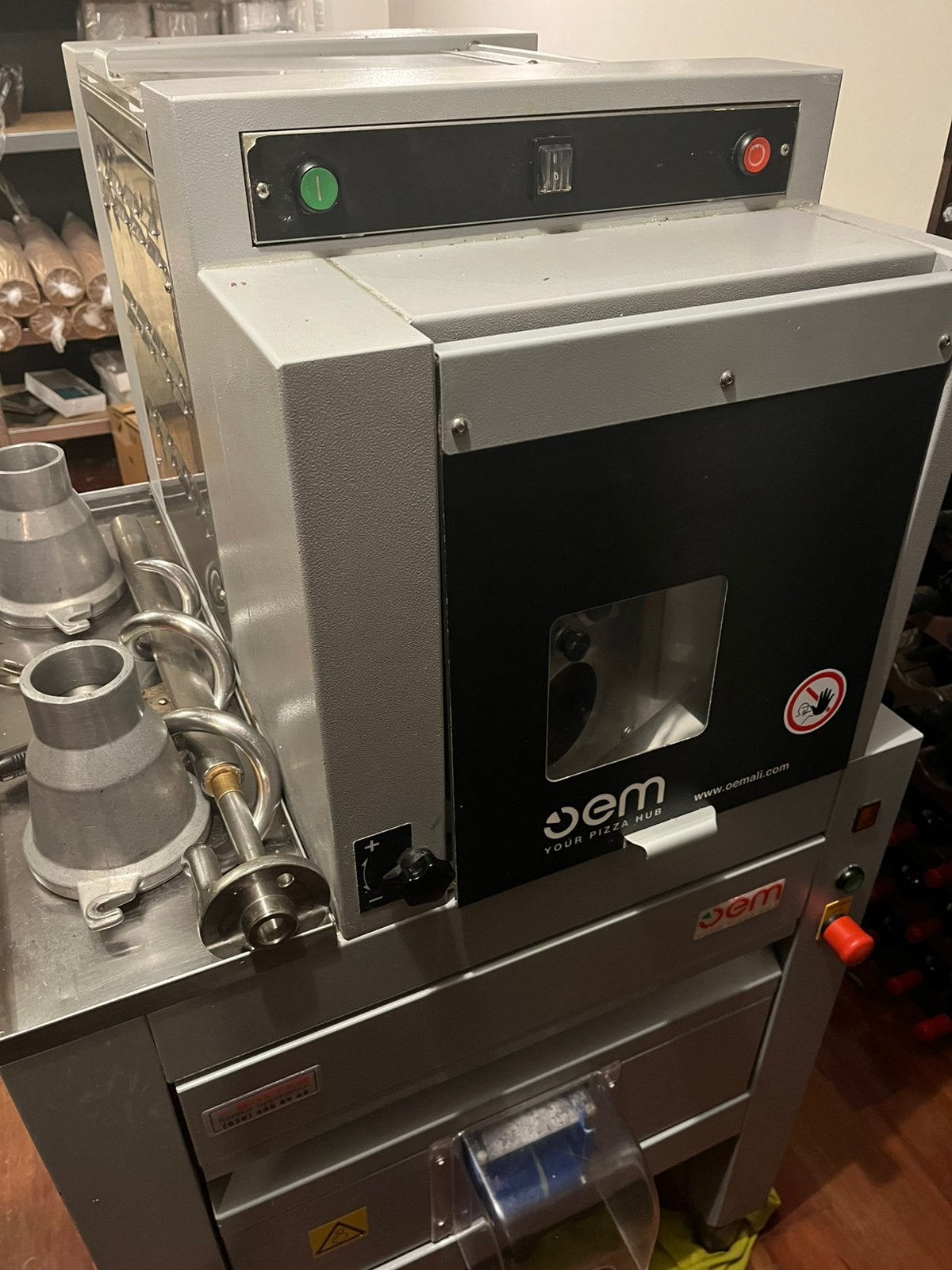 OEM BM2AS deegverdeler / opbolmachine – pizza deegverdeler, Ophalen, Gebruikt
