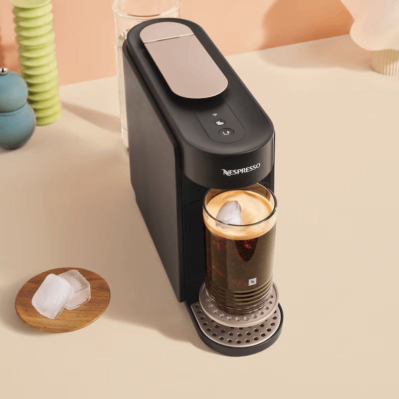 cafetière Nespresso vertuo UP black, Neuf, Réservoir d'eau amovible, Dosettes et capsules de café, 1 tasse