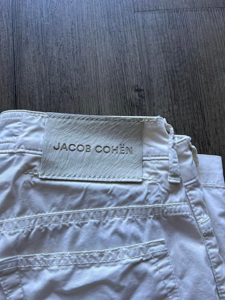 Jacob Cohen short size 30 type Lou, Kleding | Heren, Ophalen of Verzenden, Zo goed als nieuw, Overige kleuren, W32 (confectie 46) of kleiner