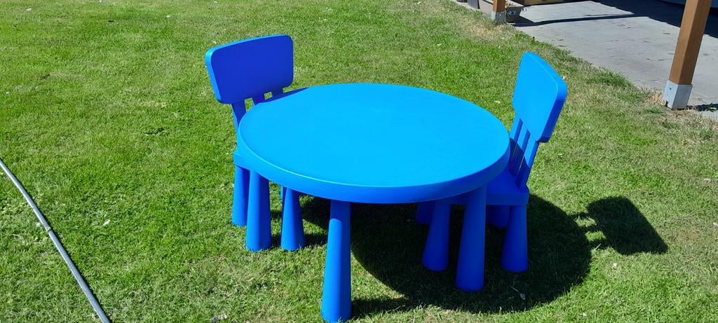 Tafeltje met stoelen en blokken, Ophalen