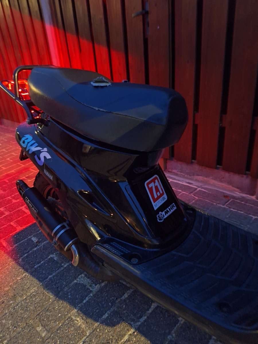 Yamaha bws booster 70cc te ruil, Fietsen en Brommers, Ophalen, Tweetakt, Gebruikt, Overige modellen